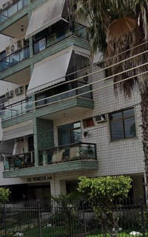 Apartamento à venda com 70m², 2 quartos e 1 vaga Apartamento à venda com 70m², 2 quartos e 1 vagaFachada
