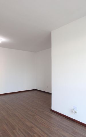 Apartamento à venda com 70m², 2 quartos e 1 vagaSala