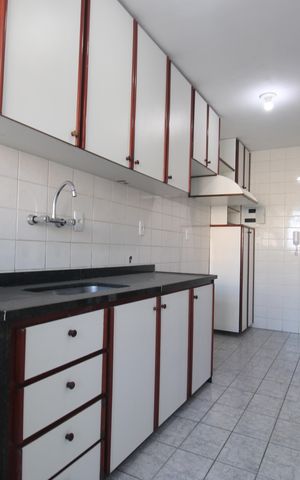 Apartamento à venda com 70m², 2 quartos e 1 vagaCozinha