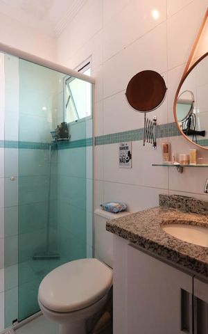 Casa de condomínio à venda com 115m², 3 quartos e 2 vagasBanheiro