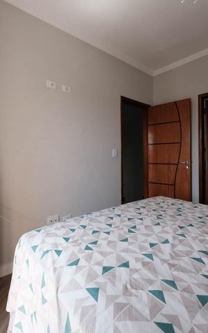 Casa de condomínio à venda com 115m², 3 quartos e 2 vagasSuíte