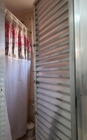 Casa de condomínio à venda com 401m², 5 quartos e 4 vagasBanheiro 1