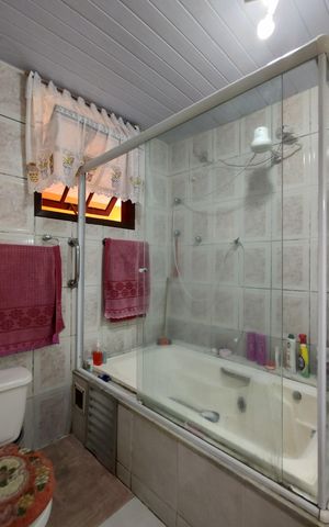 Casa de condomínio à venda com 401m², 5 quartos e 4 vagasBanheiro da Suíte