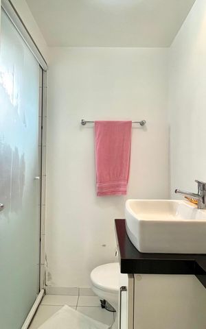 Apartamento à venda com 61m², 2 quartos e 1 vaga Apartamento à venda com 61m², 2 quartos e 1 vagaBanheiro da Suíte