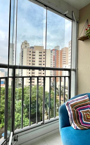 Apartamento à venda com 61m², 2 quartos e 1 vaga Apartamento à venda com 61m², 2 quartos e 1 vagaVaranda