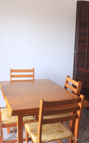 Casa à venda com 200m², 4 quartos e 2 vagasVaranda