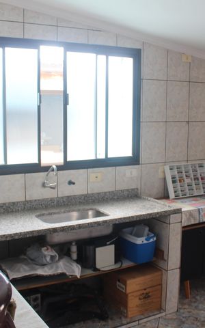 Casa à venda com 200m², 4 quartos e 2 vagasCozinha 2