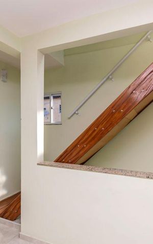 Casa à venda com 473m², 5 quartos e sem vaga Casa à venda com 473m², 5 quartos e sem vaga3º andar - Sala