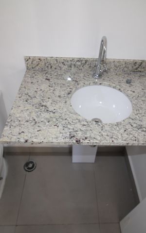 Apartamento à venda com 35m², 1 quarto e sem vagaBanheiro