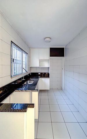 Casa de condomínio à venda com 83m², 3 quartos e 2 vagasCozinha