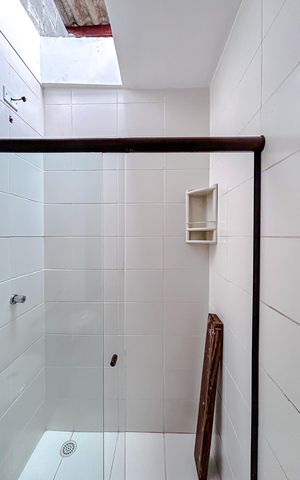 Casa de condomínio à venda com 83m², 3 quartos e 2 vagasBanheiro