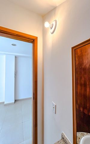 Casa de condomínio à venda com 83m², 3 quartos e 2 vagasLavabo