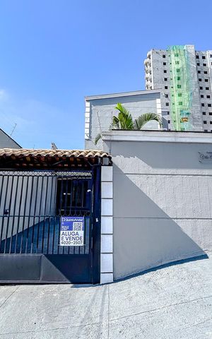 Casa de condomínio à venda com 83m², 3 quartos e 2 vagasFachada com Plaquinha