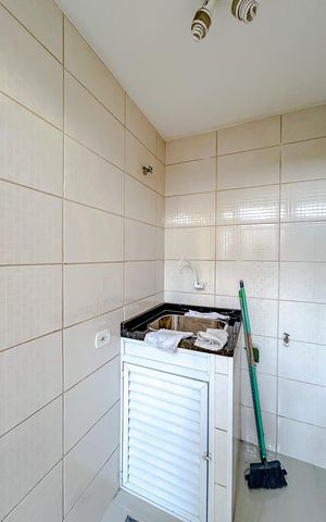 Casa de condomínio à venda com 83m², 3 quartos e 2 vagasÁrea de Serviço