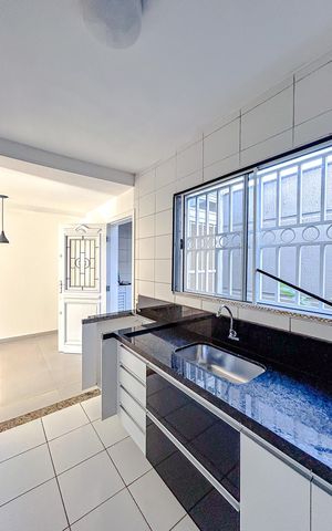Casa de condomínio à venda com 83m², 3 quartos e 2 vagasCozinha