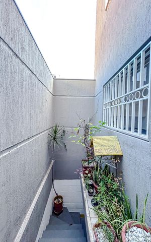 Casa de condomínio à venda com 83m², 3 quartos e 2 vagasÁrea de Serviço