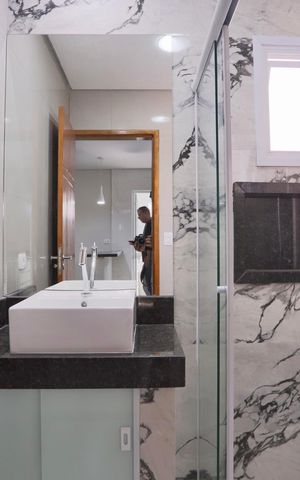 Apartamento para alugar com 46m², 2 quartos e sem vaga Apartamento para alugar com 46m², 2 quartos e sem vagaBanheiro