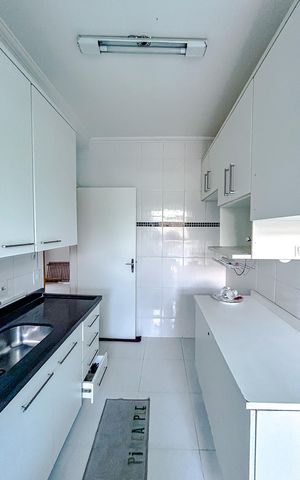 Apartamento à venda com 56m², 2 quartos e 1 vagaCozinha