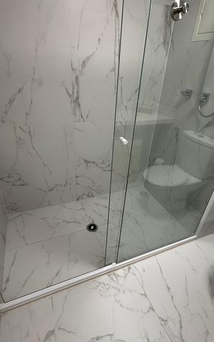 Studio para alugar com 35m², 1 quarto e sem vaga Studio para alugar com 35m², 1 quarto e sem vagaBanheiro social