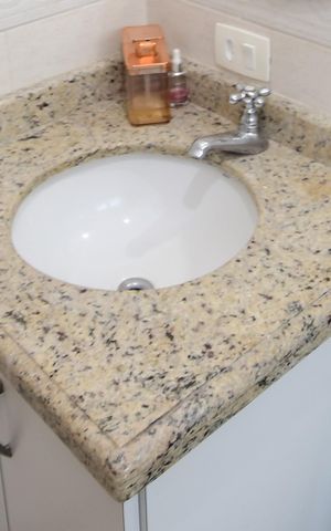 Casa de condomínio para alugar com 454m², 4 quartos e 3 vagasBanheiro Suíte 