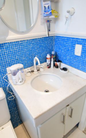Casa de condomínio para alugar com 454m², 4 quartos e 3 vagasBanheiro Suíte 