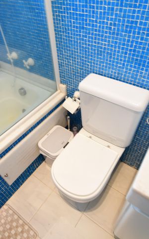 Casa de condomínio para alugar com 454m², 4 quartos e 3 vagasBanheiro Suíte 