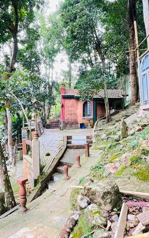 Casa de condomínio para alugar com 350m², 4 quartos e 5 vagas