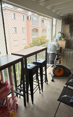 Apartamento à venda com 82m², 3 quartos e 3 vagas Apartamento à venda com 82m², 3 quartos e 3 vagasVaranda