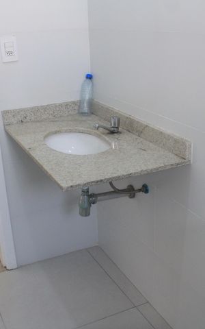 Apartamento à venda com 80m², 3 quartos e 2 vagasBanheiro