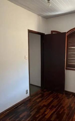 Casa para alugar com 75m², 2 quartos e sem vaga