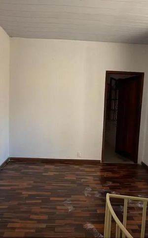 Casa para alugar com 75m², 2 quartos e sem vaga