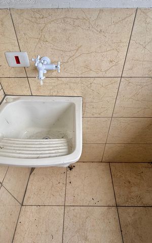 Casa para alugar com 45m², 1 quarto e 1 vaga Casa para alugar com 45m², 1 quarto e 1 vagaÁrea de Serviço