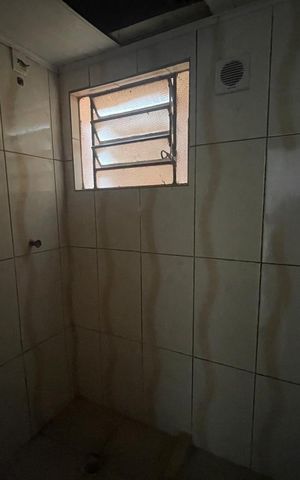 Casa à venda com 175m², 2 quartos e 1 vaga