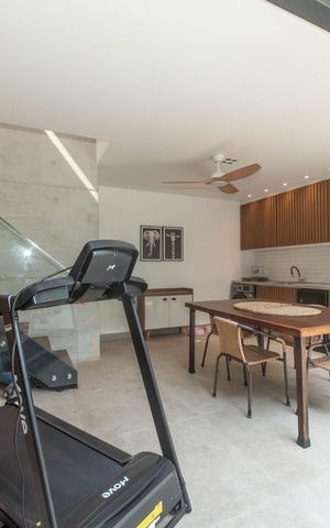 Casa à venda com 280m², 4 quartos e 2 vagasQuintal - Lavanderia