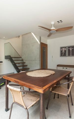 Casa à venda com 280m², 4 quartos e 2 vagasQuintal - Lavanderia