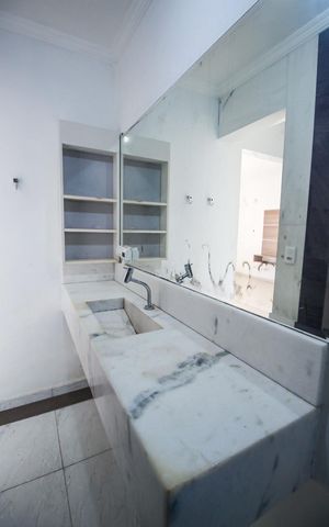 Casa para alugar com 300m², 3 quartos e 4 vagasBanheiro da Suíte