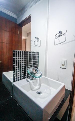 Casa para alugar com 300m², 3 quartos e 4 vagasLavabo