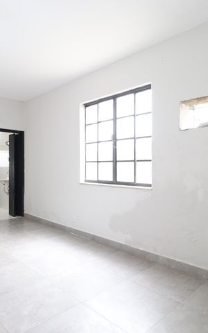 Casa à venda com 230m², 4 quartos e 3 vagasSuite 