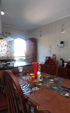 Apartamento à venda com 380m², 3 quartos e 5 vagas Apartamento à venda com 380m², 3 quartos e 5 vagascozinha