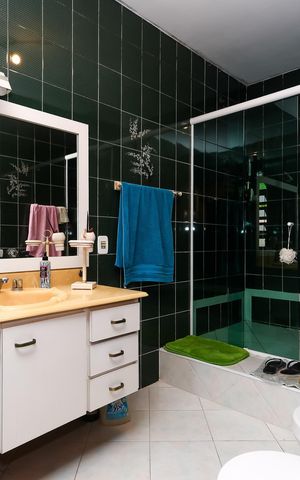 Apartamento à venda com 380m², 3 quartos e 5 vagas Apartamento à venda com 380m², 3 quartos e 5 vagasBanheiro da Suíte 3