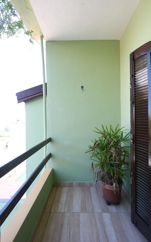 Apartamento à venda com 380m², 3 quartos e 5 vagas Apartamento à venda com 380m², 3 quartos e 5 vagasVaranda da Sala