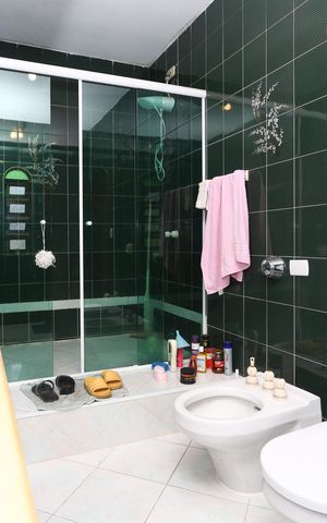 Apartamento à venda com 380m², 3 quartos e 5 vagas Apartamento à venda com 380m², 3 quartos e 5 vagasBanheiro da Suíte 3