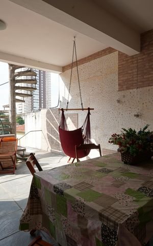 Casa à venda com 240m², 3 quartos e 3 vagasChurrasqueira