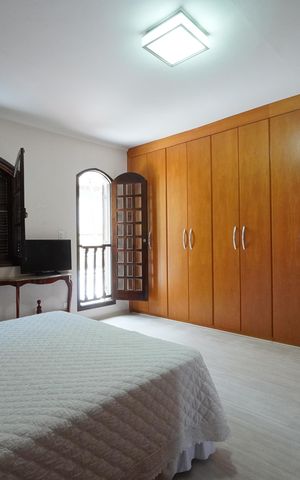 Casa à venda com 240m², 3 quartos e 3 vagasSuíte Principal