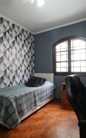 Casa à venda com 240m², 3 quartos e 3 vagasQuarto