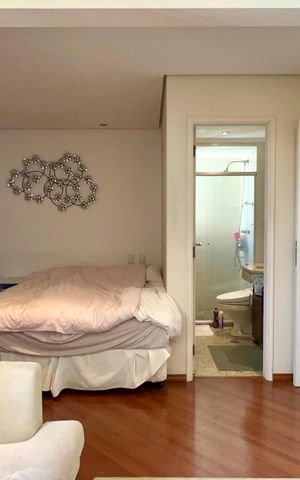 Apartamento à venda com 105m², 2 quartos e 2 vagas Apartamento à venda com 105m², 2 quartos e 2 vagasCloset da suíte