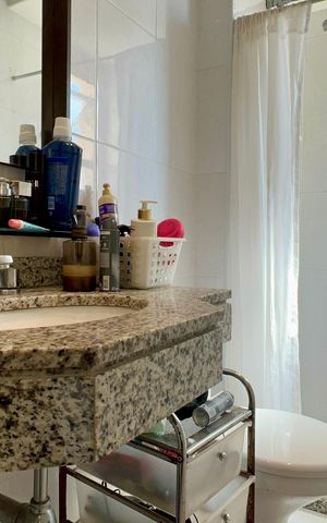 Apartamento à venda com 105m², 2 quartos e 2 vagas Apartamento à venda com 105m², 2 quartos e 2 vagasBanheiro