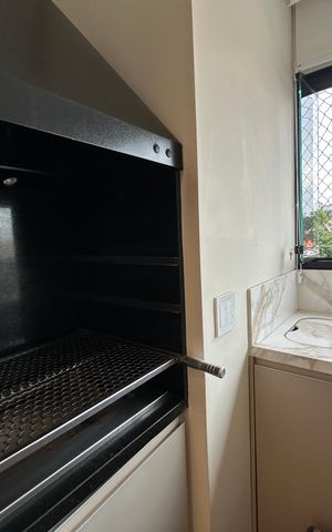 Apartamento à venda com 89m², 3 quartos e 2 vagas Apartamento à venda com 89m², 3 quartos e 2 vagasChurrasqueira