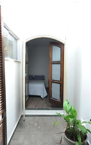 Casa à venda com 120m², 2 quartos e 1 vagaHall de ventilação e iluminação