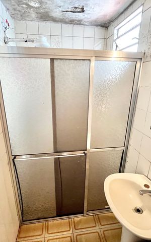 Casa à venda com 125m², 3 quartos e 1 vagaBanheiro